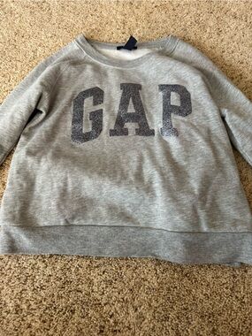 Girls grey pull over sweater 🩶